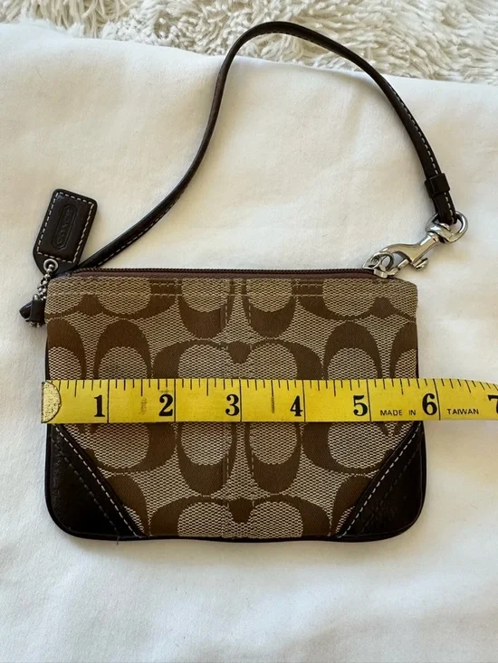 Coach Brown Tan Signature Canvas Wristlet - Picture 5 of 6